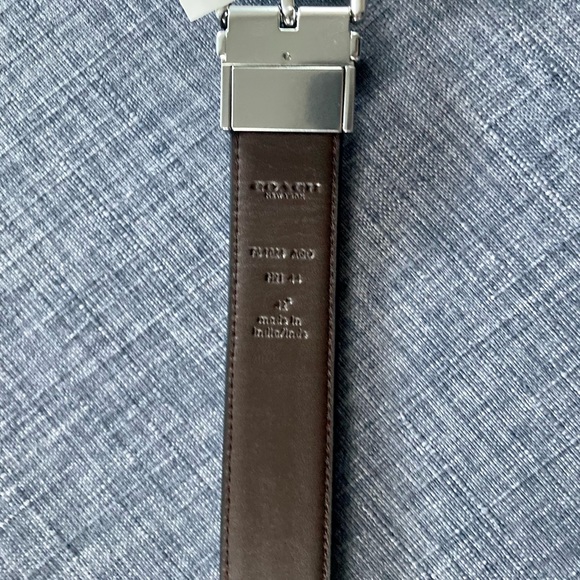 Coach Harness Buckle Cut To Size Reversible Belt - Picture 4 of 6